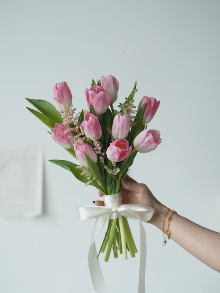 Tulip with Astilbe Bridal hand bouquet -RM208