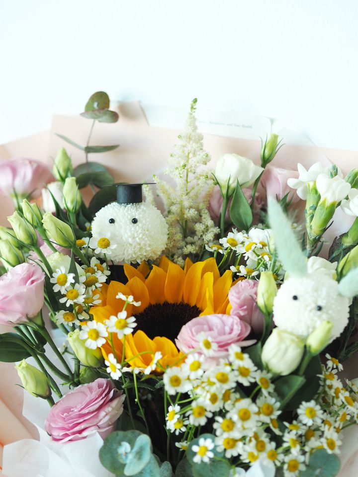 Sunflower with pink eustoma and matricaria together with Graduation guy and bunny - RM198 (3)