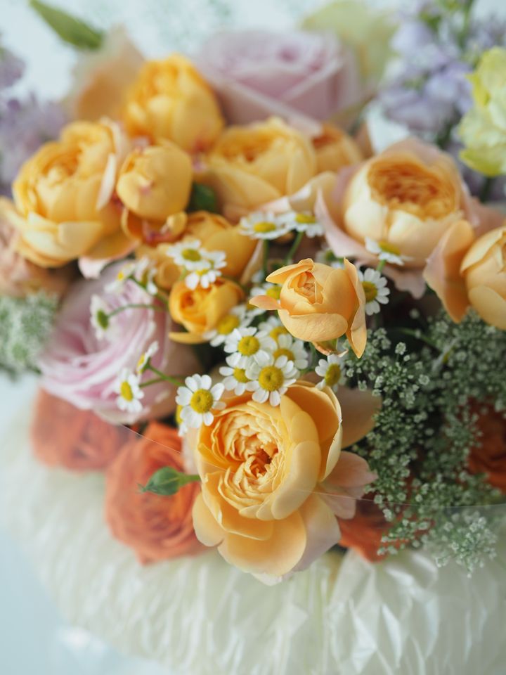 [new] Mix flowers arrangement with matthiola - RM228. (1)