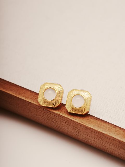 AJ1685C0Zb-001