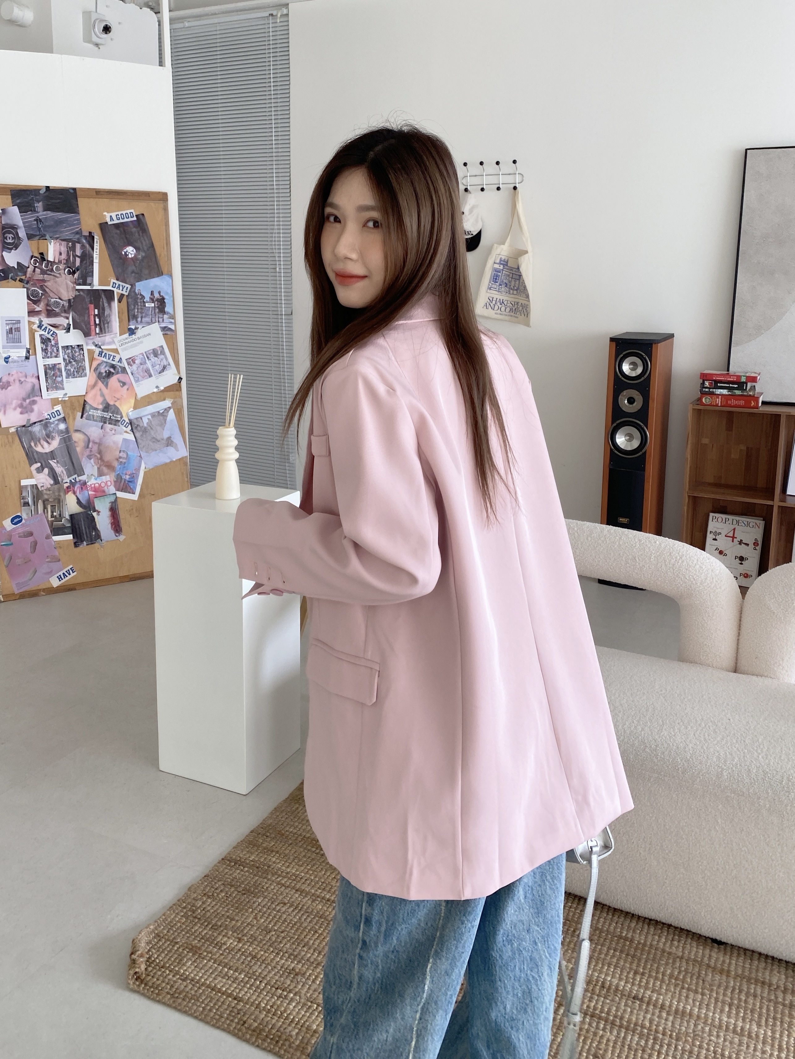 D32F4CEB-7004-455E-8FAD-AA7DA5EDAEE9
