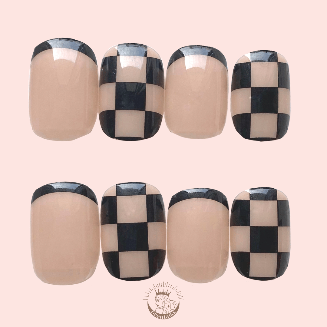 P-008 Mystic - Nude Black Checkered Nails_ Fake Nails_ Instant Manicure_ Kuku Palsu.png