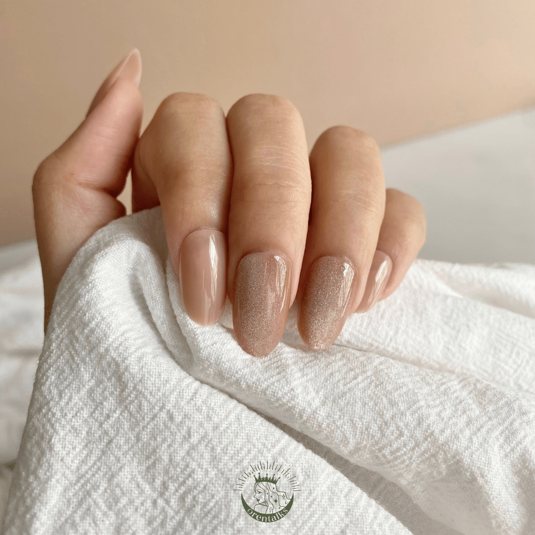 P-009 Ballerina - Peach Opal Cat Eye Press On Nails_ Fake Nails_ Instant Manicure_ Kuku Palsu model.png
