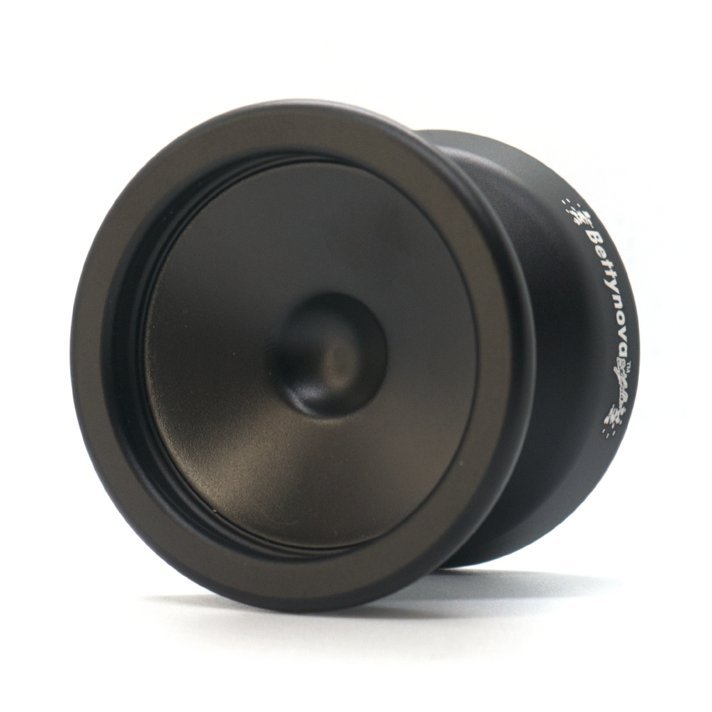 Yoyofactory_bettynova_2022_black.png