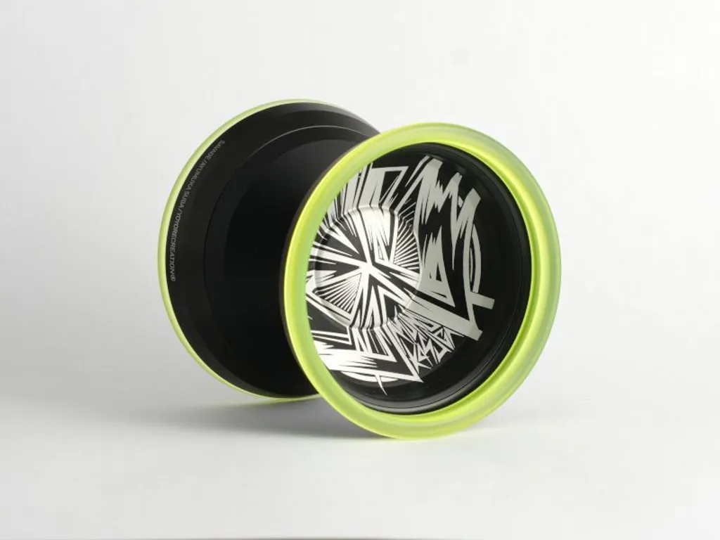 SAVAGE_black_cyellow_1_800x600