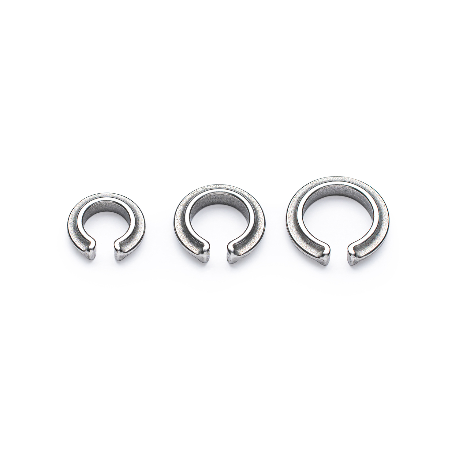 Framework_Earcuff _Silver_2_1500.jpg