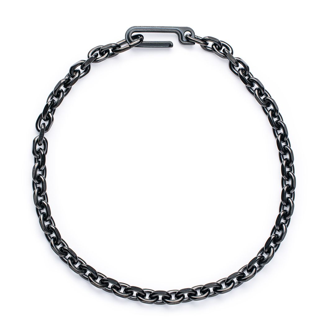 Framework_chain necklace_black_1_1500.jpg