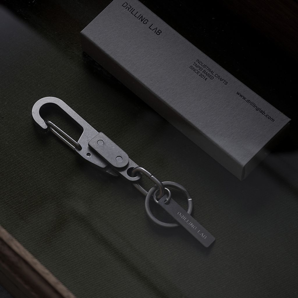 Anonymous_key chain_silver_3_1500.jpg