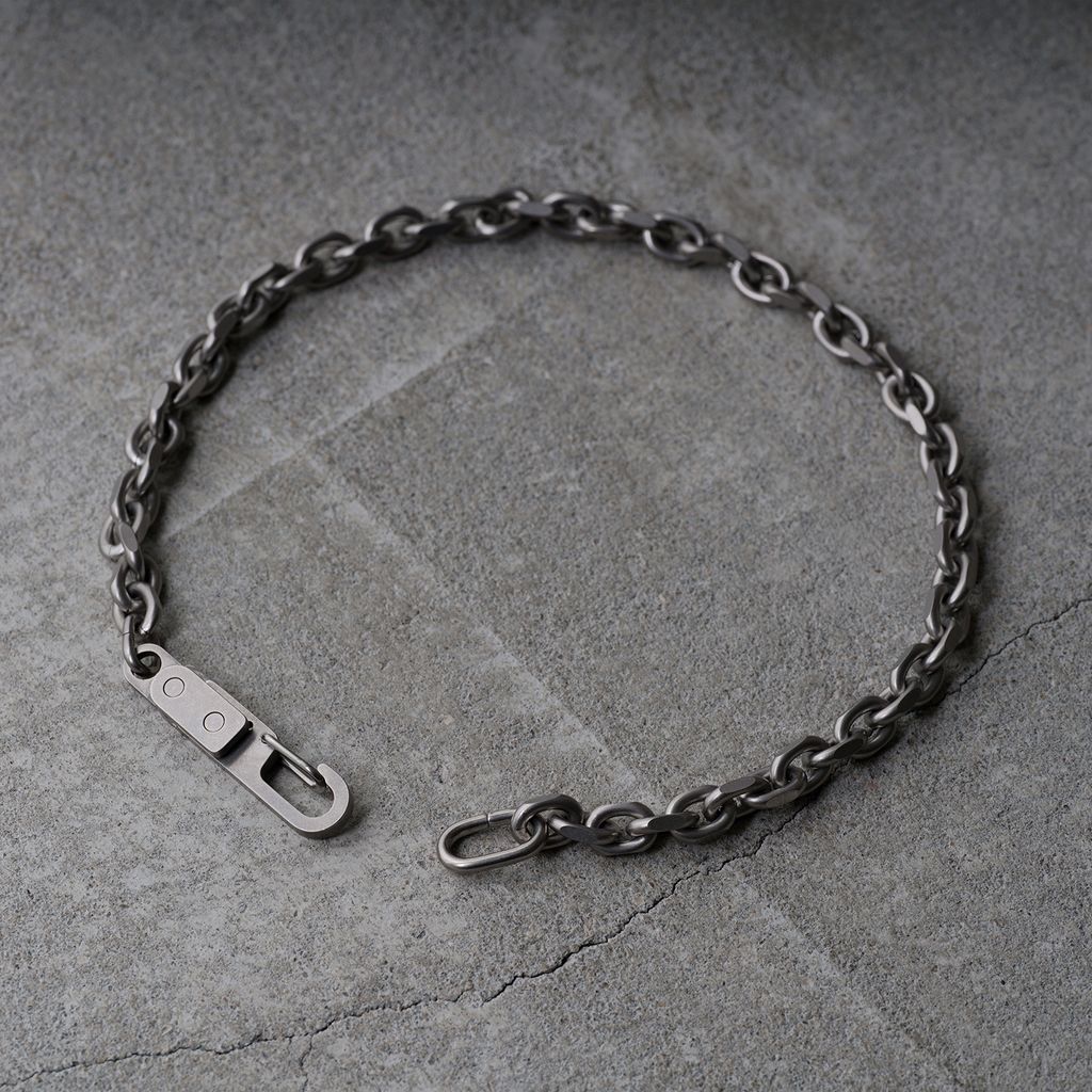 Anonymous_chain necklace_silver_4_1500.jpg