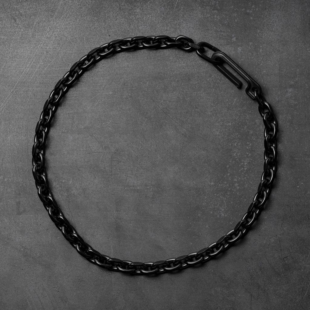 Framework_chain necklace_black_4_1500.jpg