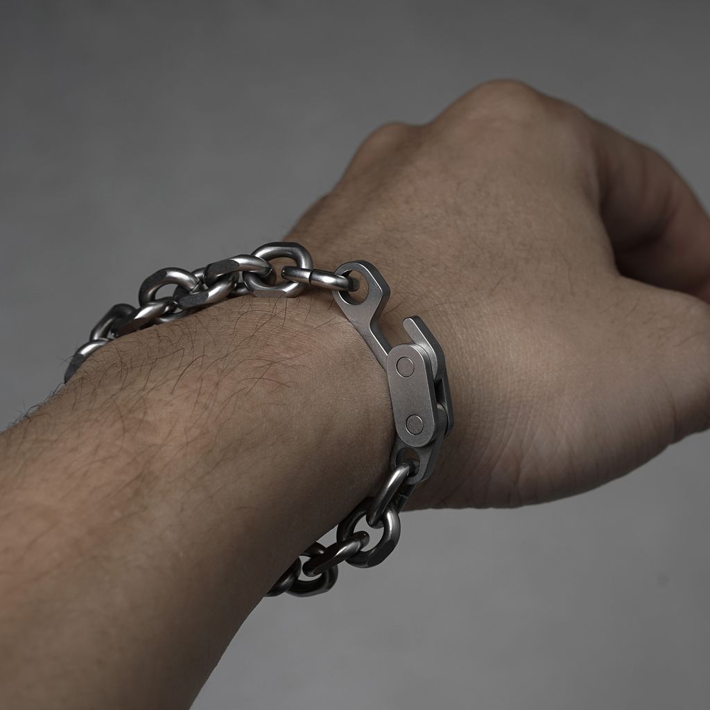 Anonymous_chain bracelet_silver_7-1_1500