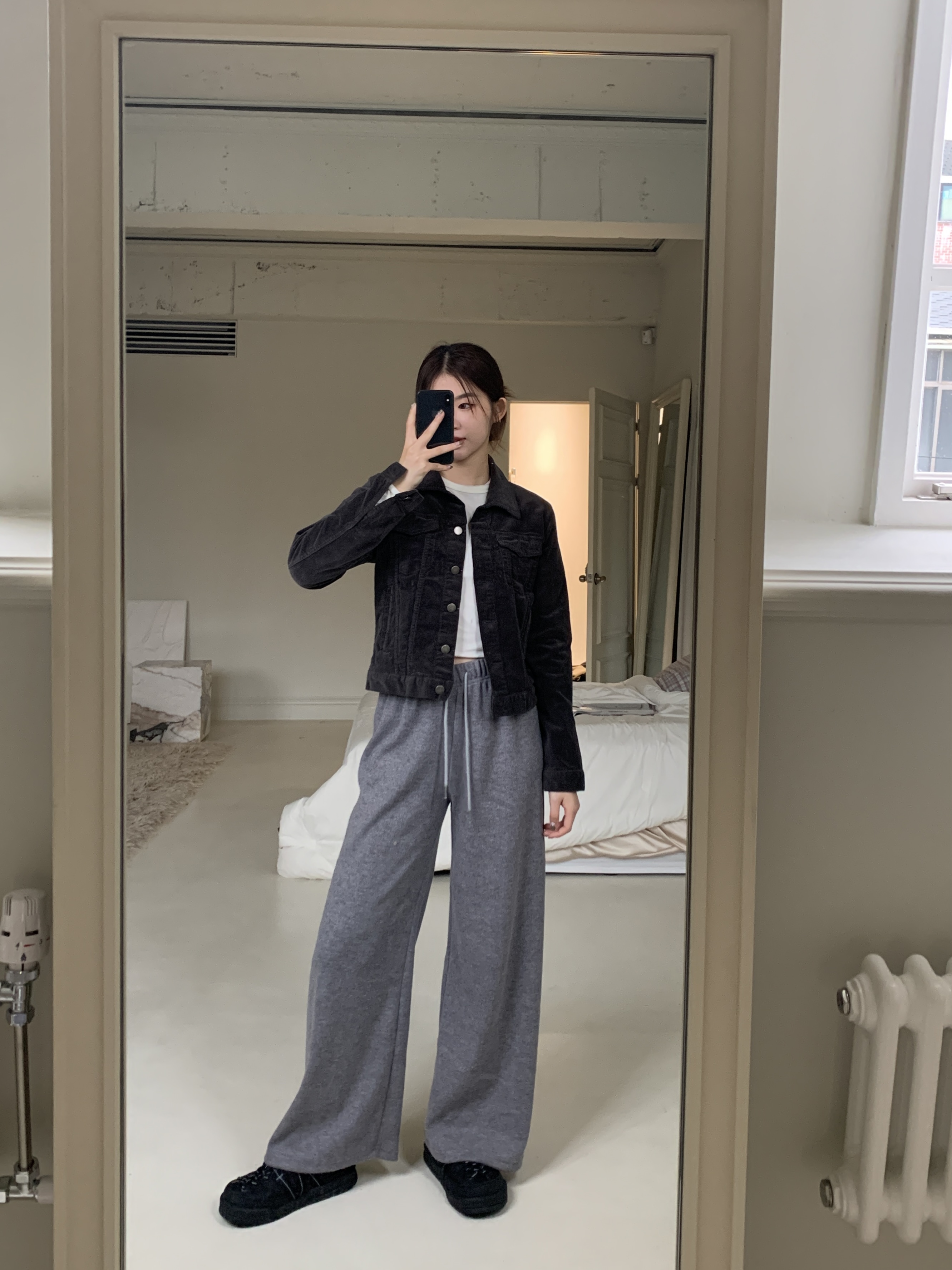 1CCAD281-8CCB-4B33-BCAA-EDEEE7C61AE3