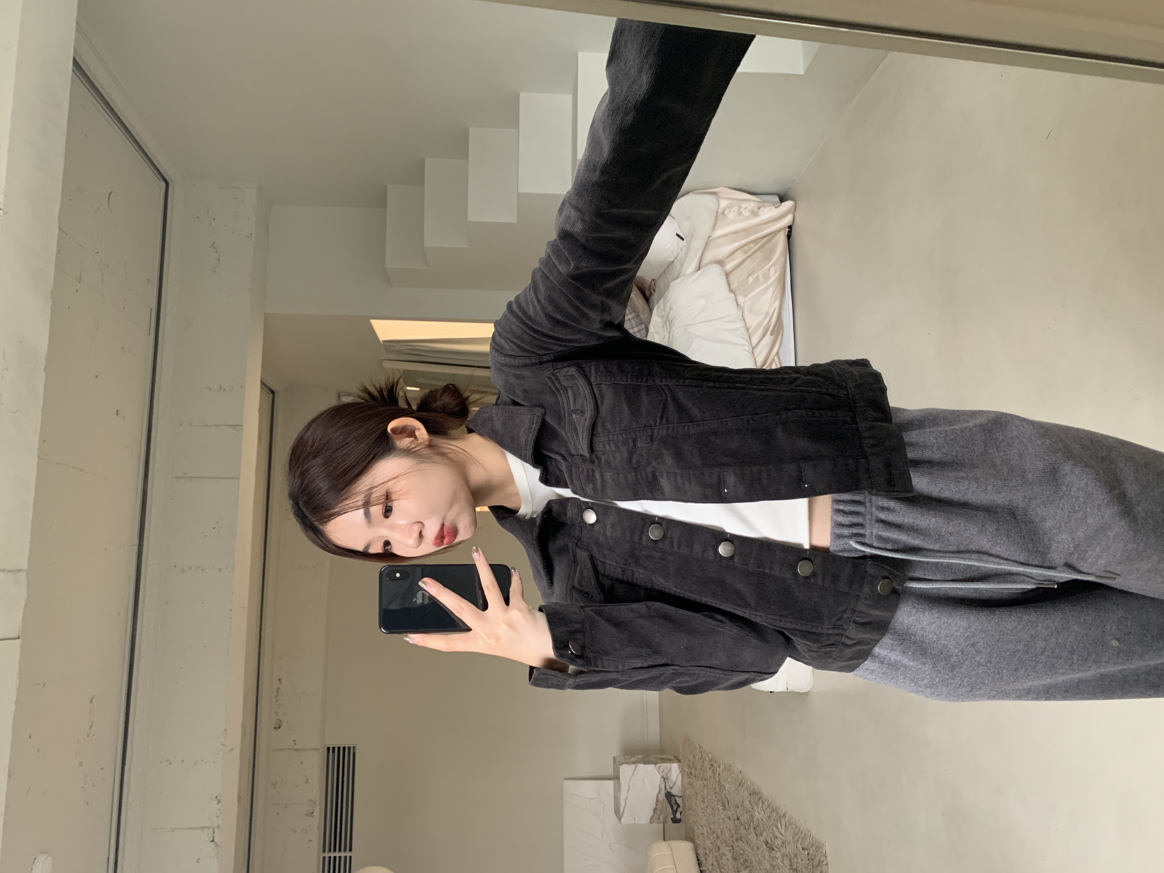 8F792551-DB6E-4BD5-9405-FE9DFE5CBF4B