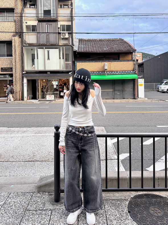 6302AE21-E6C2-4E4C-B541-904F254A4C77