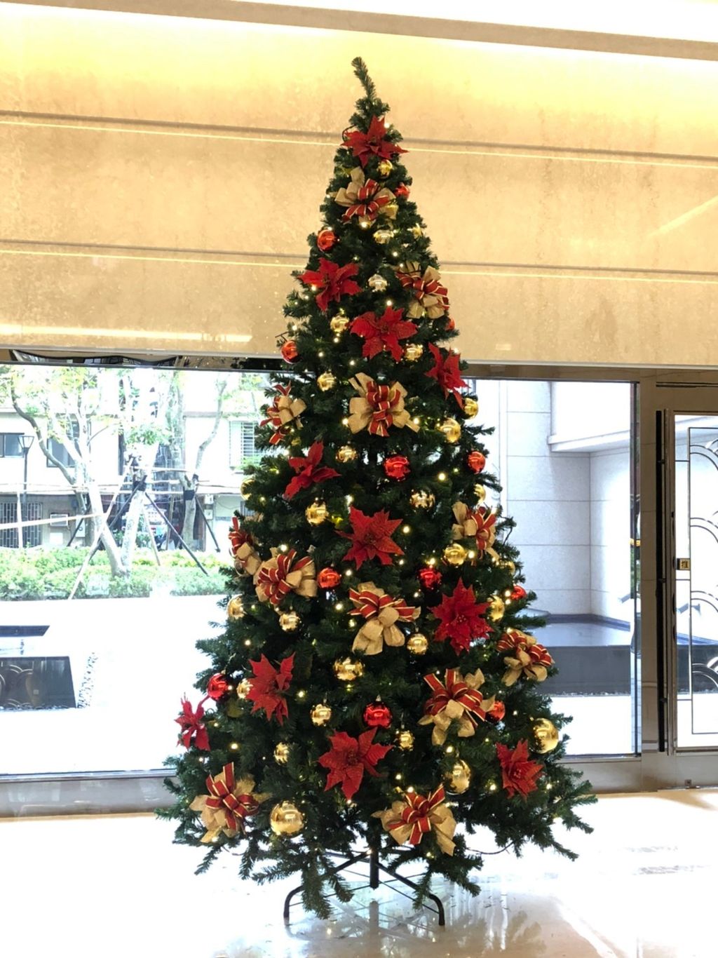 12尺聖誕樹組裝_201120_28.jpg