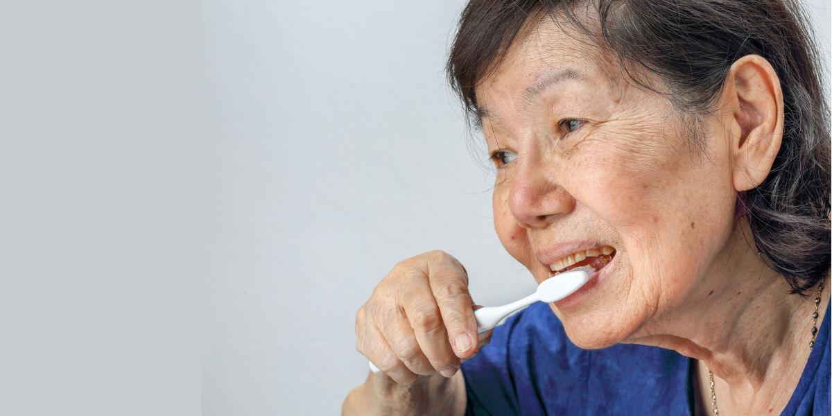 Large study links gum disease with dementia