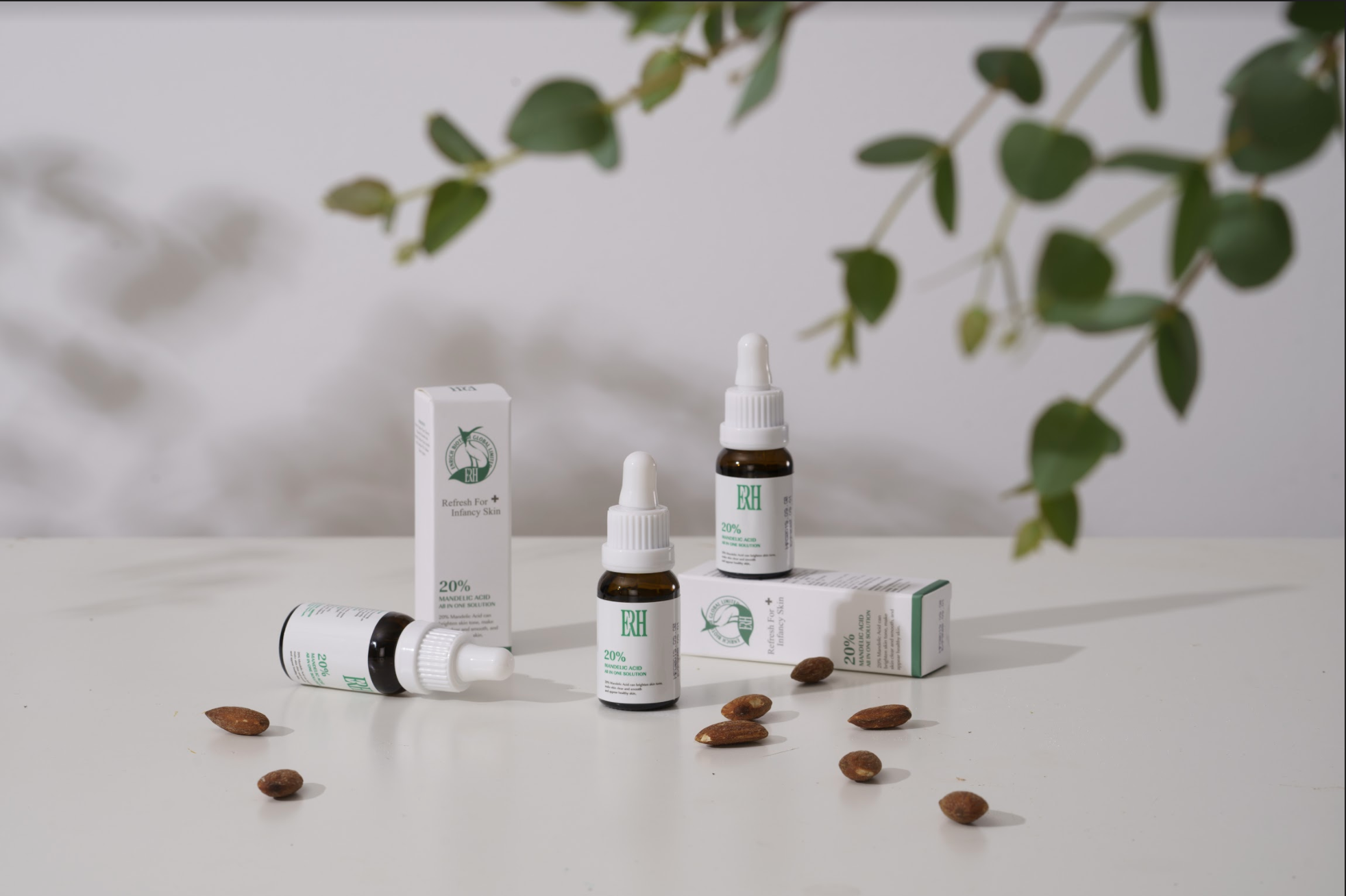 Is the mandelic acid used for peeling from bitter almonds or sweet almonds?