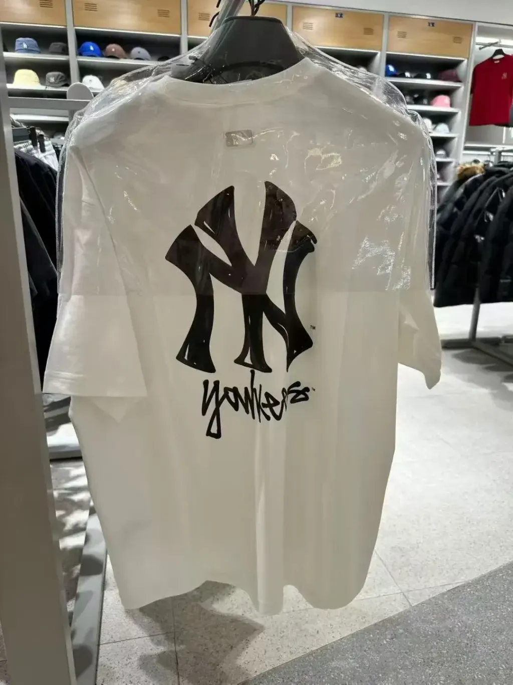 JuzBeauty_JuzBeautyMalaysia_JuzPretty_Authentic_Kbeauty_Malaysia_Skin_Care_Cosmetics_K-Beauty_Health_Care_korean_streetwear_US_Luxury_MLB Basic Simple Street Logo Overfit Short Sleeve T-Shirt Tee 3ATSB0463 上衣8