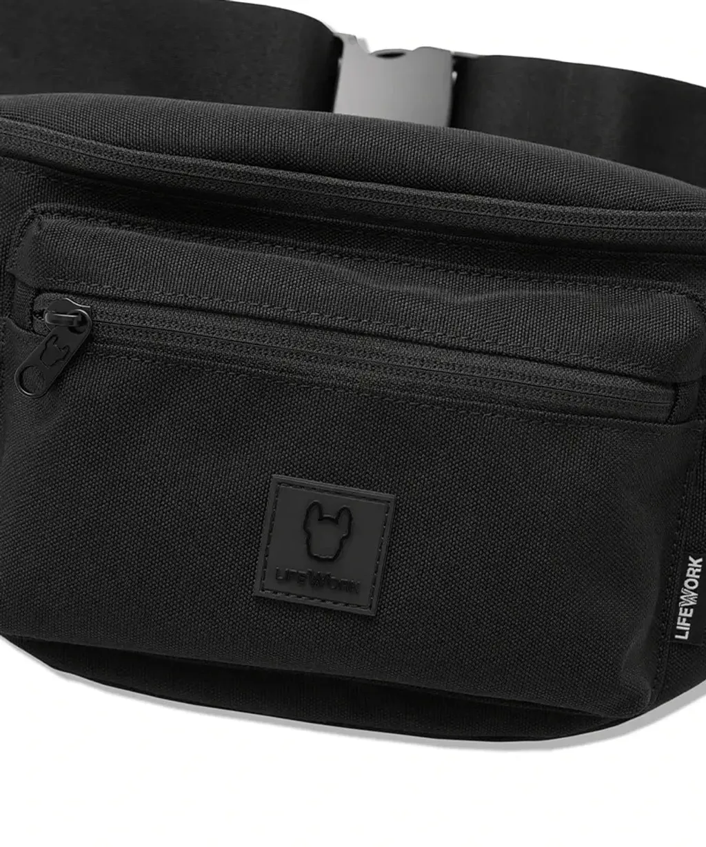 JuzBeauty_JuzBeautyMalaysia_JuzPretty_Authentic_Kbeauty_Malaysia_Skin_Care_Cosmetics_K-Beauty_Health_Care_korean_streetwear_US_Luxury_LIFEWORK New Square Wappen Hip Sack LW265BG940 胸包12