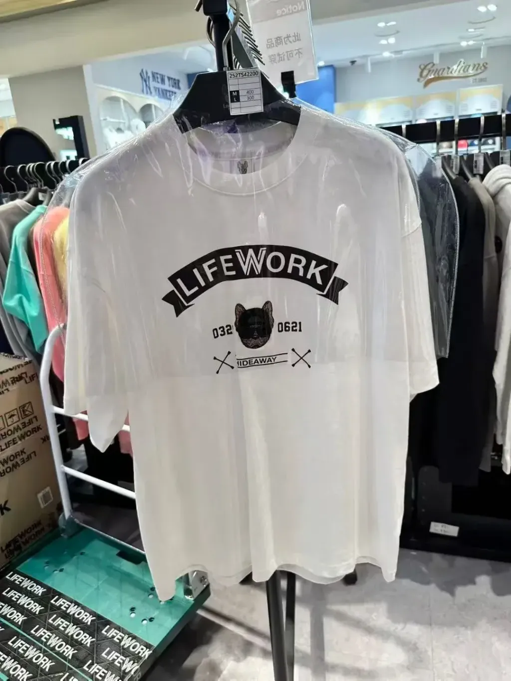 JuzBeauty_JuzBeautyMalaysia_JuzPretty_Authentic_Kbeauty_Malaysia_Skin_Care_Cosmetics_K-Beauty_Health_Care_korean_streetwear_US_Luxury_LIFEWORK Flag Hipdog Short Sleeve T-Shirt Tee LW252TS422 上衣5