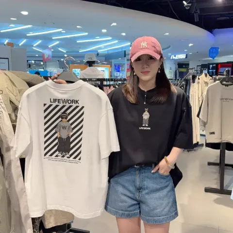 JuzBeauty_JuzBeautyMalaysia_JuzPretty_Authentic_Kbeauty_Malaysia_Skin_Care_Cosmetics_K-Beauty_Health_Care_korean_streetwear_US_Luxury_LIFEWORK Unisex Snap Hipdog Striped Short Sleeve T-Shirt Tee LW252TS422 上衣14