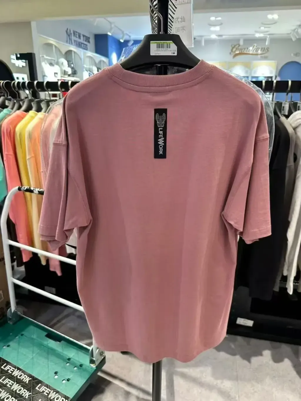 JuzBeauty_JuzBeautyMalaysia_JuzPretty_Authentic_Kbeauty_Malaysia_Skin_Care_Cosmetics_K-Beauty_Health_Care_korean_streetwear_US_Luxury_LIFEWORK Unisex Basic Mini Logo Short Sleeve T-Shirt Tee LW252TS118 上衣10