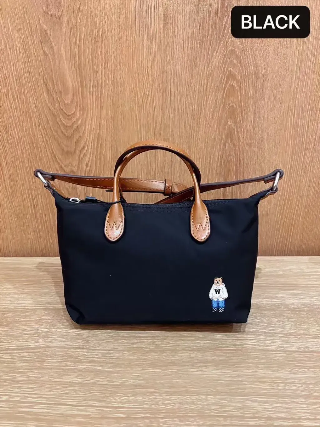 JuzBeauty_JuzBeautyMalaysia_JuzPretty_Authentic_Kbeauty_Malaysia_Skin_Care_Cosmetics_K-Beauty_Health_Care_korean_streetwear_US_Luxury_WHOAU Steve Nylon Mini Cross Bag WHBGG1111A 饺子包7