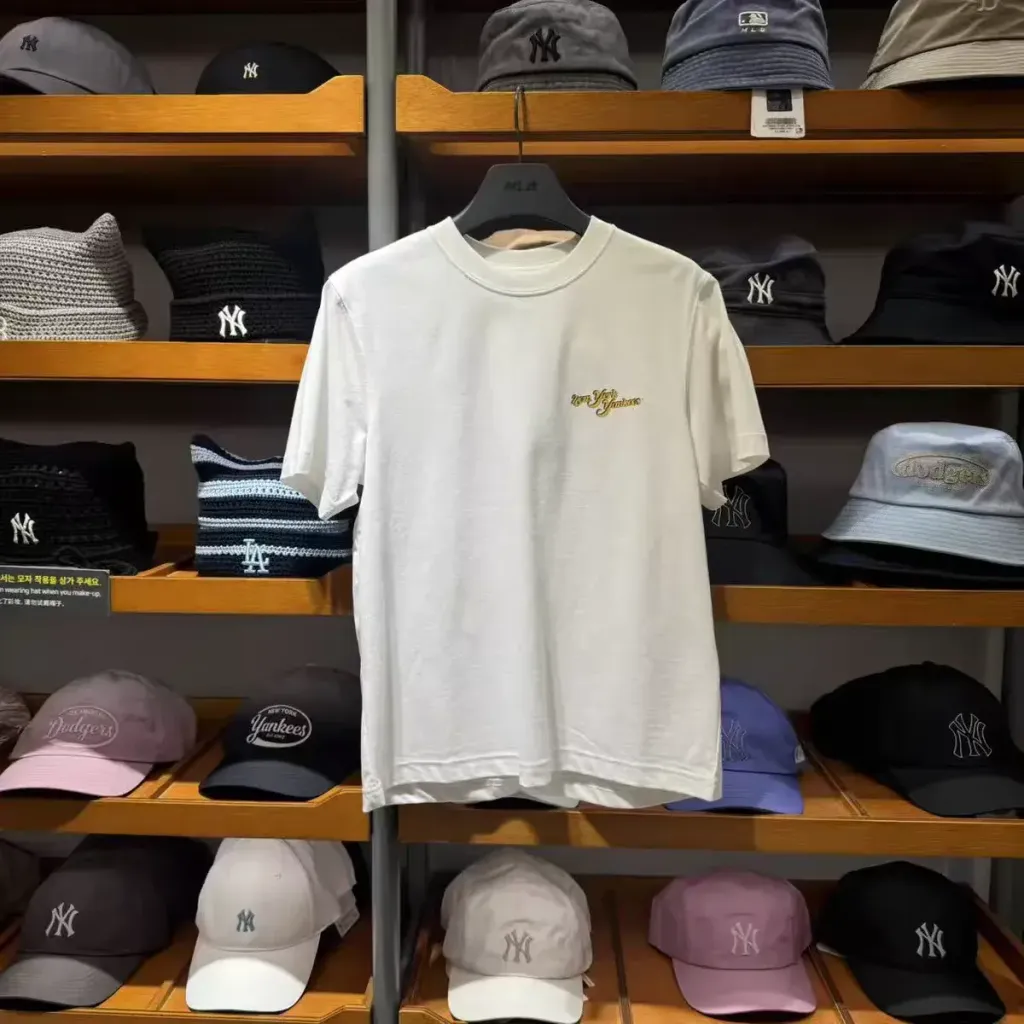 JuzBeauty_JuzBeautyMalaysia_JuzPretty_Authentic_Kbeauty_Malaysia_Skin_Care_Cosmetics_K-Beauty_Health_Care_korean_streetwear_US_Luxury_MLB Vintage Back Graphic Short-sleeve T-shirt Tee 3ATSV1663 上衣14