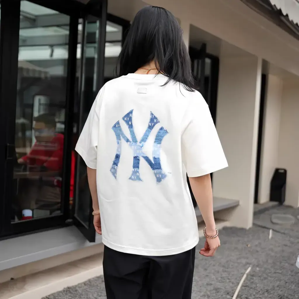 JuzBeauty_JuzBeautyMalaysia_JuzPretty_Authentic_Kbeauty_Malaysia_Skin_Care_Cosmetics_K-Beauty_Health_Care_korean_streetwear_US_Luxury_MLB Vintage Denim-like Monogram Big Lux Oversized Short Sleeve T-Shirt Tee 3ATSM0663 上衣41