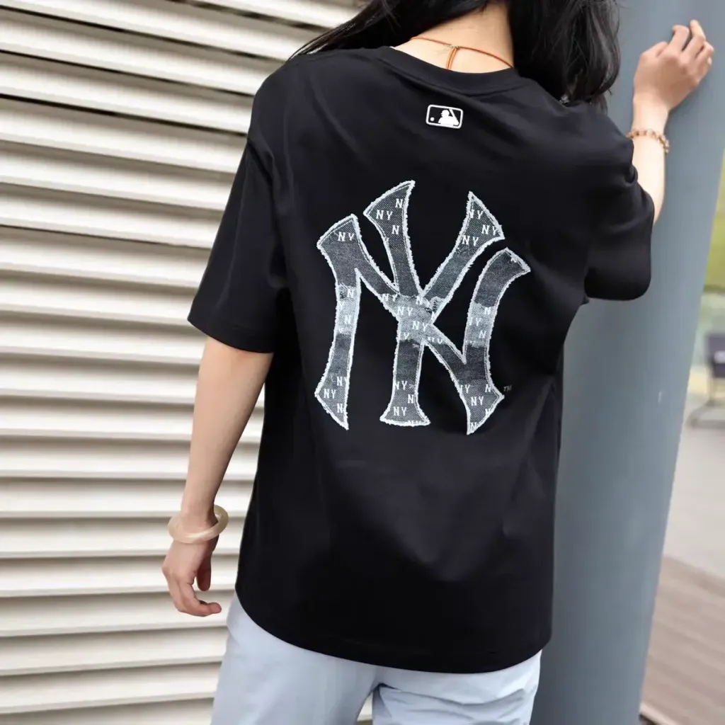 JuzBeauty_JuzBeautyMalaysia_JuzPretty_Authentic_Kbeauty_Malaysia_Skin_Care_Cosmetics_K-Beauty_Health_Care_korean_streetwear_US_Luxury_MLB Vintage Denim-like Monogram Big Lux Oversized Short Sleeve T-Shirt Tee 3ATSM0663 上衣43