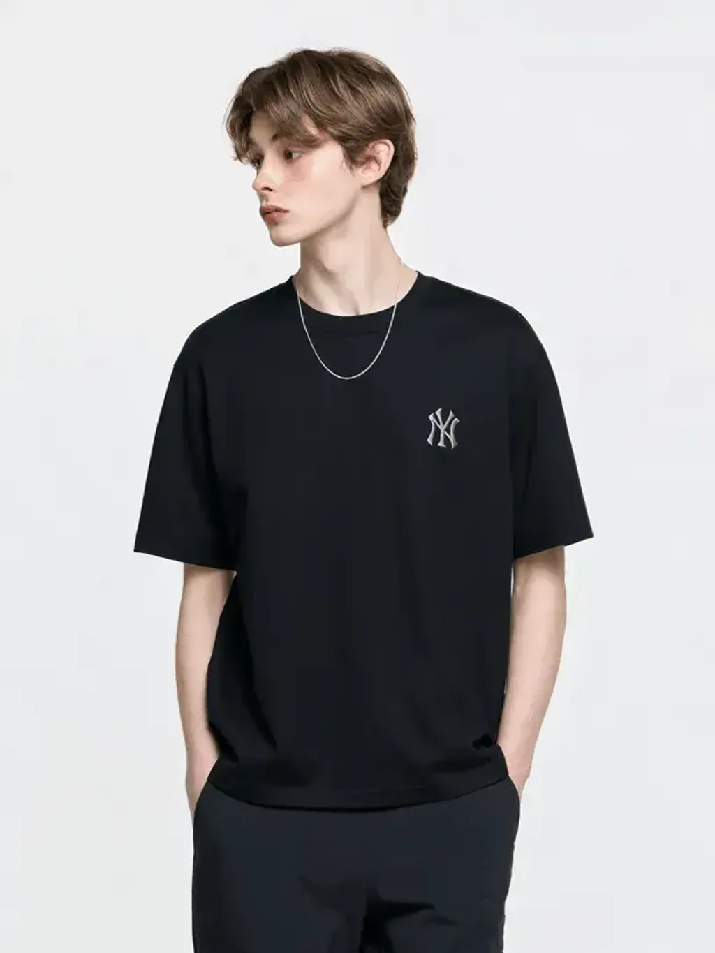 JuzBeauty_JuzBeautyMalaysia_JuzPretty_Authentic_Kbeauty_Malaysia_Skin_Care_Cosmetics_K-Beauty_Health_Care_korean_streetwear_US_Luxury_MLB Vintage Denim-like Monogram Big Lux Oversized Short Sleeve T-Shirt Tee 3ATSM0663 上衣2