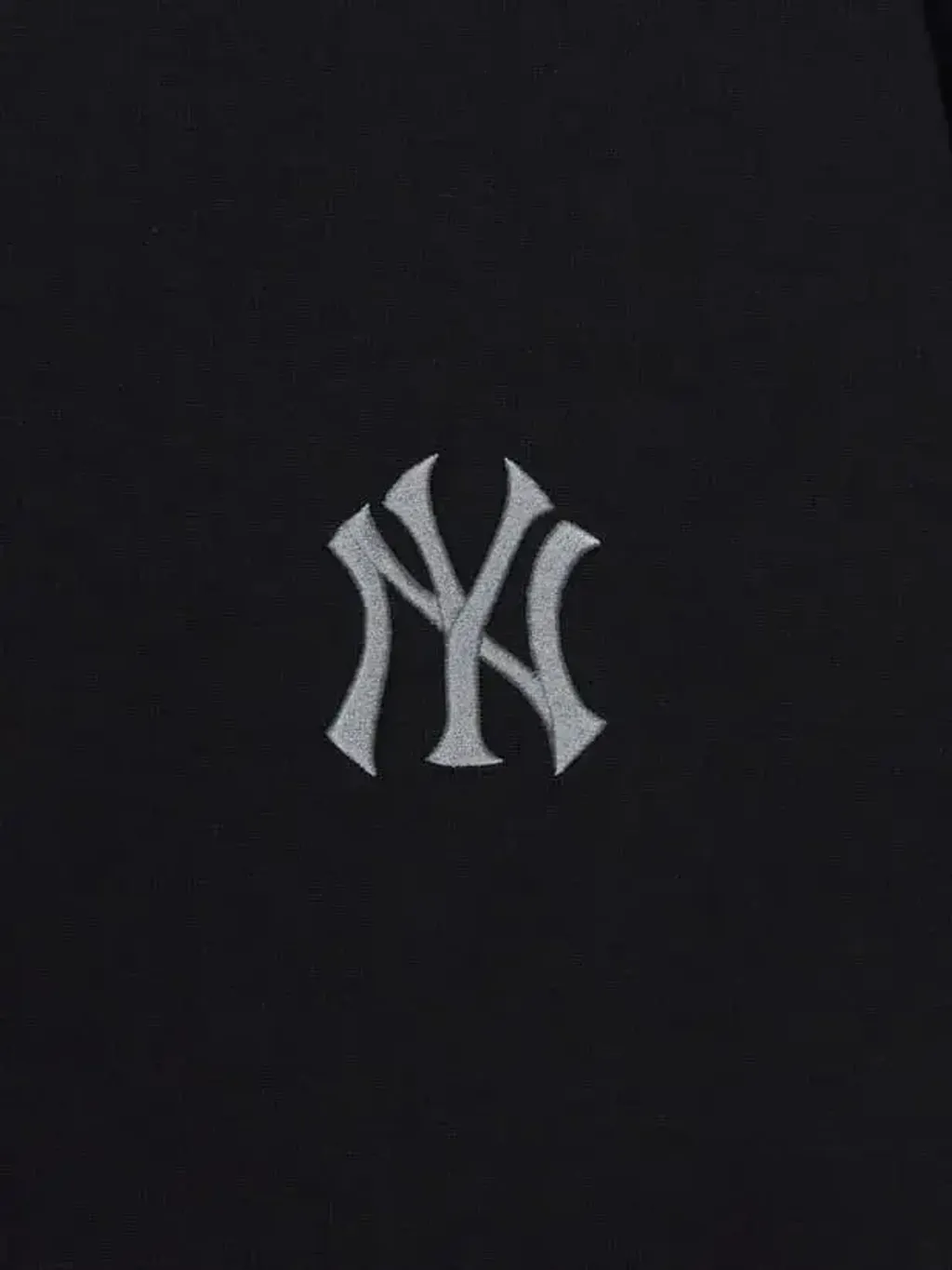 JuzBeauty_JuzBeautyMalaysia_JuzPretty_Authentic_Kbeauty_Malaysia_Skin_Care_Cosmetics_K-Beauty_Health_Care_korean_streetwear_US_Luxury_MLB Vintage Denim-like Monogram Big Lux Oversized Short Sleeve T-Shirt Tee 3ATSM0663 上衣18