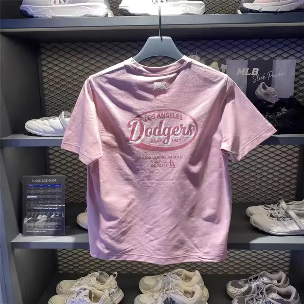 JuzBeauty_JuzBeautyMalaysia_JuzPretty_Authentic_Kbeauty_Malaysia_Skin_Care_Cosmetics_K-Beauty_Health_Care_korean_streetwear_US_Luxury_MLB Vintage Sportive Cursive Graphic Short Sleeve T-shirt Tee 3ATSV1263 上衣23