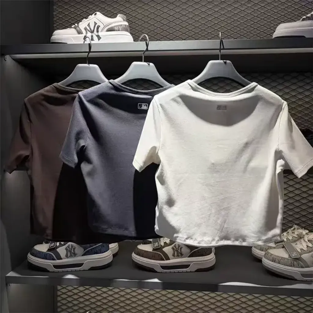 JuzBeauty_JuzBeautyMalaysia_JuzPretty_Authentic_Kbeauty_Malaysia_Skin_Care_Cosmetics_K-Beauty_Health_Care_korean_streetwear_US_Luxury_MLB Women's Vintage Slim Ribbed Henley Neck Short Sleeve T-shirt Tee 3FTSB1063 女款上衣4