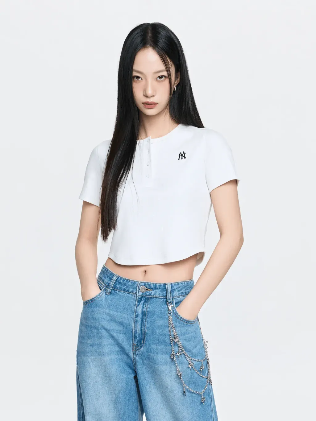 JuzBeauty_JuzBeautyMalaysia_JuzPretty_Authentic_Kbeauty_Malaysia_Skin_Care_Cosmetics_K-Beauty_Health_Care_korean_streetwear_US_Luxury_MLB Women's Vintage Slim Ribbed Henley Neck Short Sleeve T-shirt Tee 3FTSB1063 女款上衣20