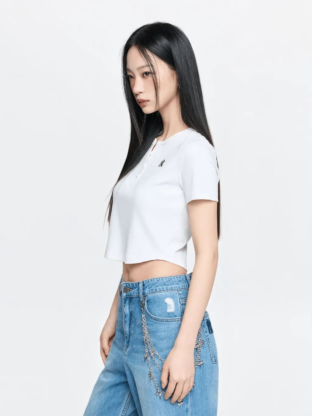JuzBeauty_JuzBeautyMalaysia_JuzPretty_Authentic_Kbeauty_Malaysia_Skin_Care_Cosmetics_K-Beauty_Health_Care_korean_streetwear_US_Luxury_MLB Women's Vintage Slim Ribbed Henley Neck Short Sleeve T-shirt Tee 3FTSB1063 女款上衣9