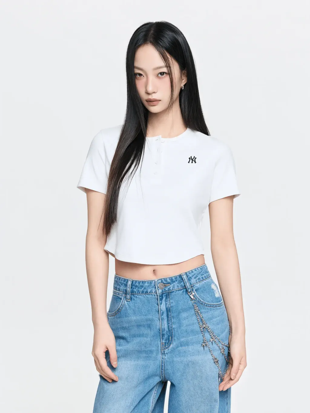 JuzBeauty_JuzBeautyMalaysia_JuzPretty_Authentic_Kbeauty_Malaysia_Skin_Care_Cosmetics_K-Beauty_Health_Care_korean_streetwear_US_Luxury_MLB Women's Vintage Slim Ribbed Henley Neck Short Sleeve T-shirt Tee 3FTSB1063 女款上衣10