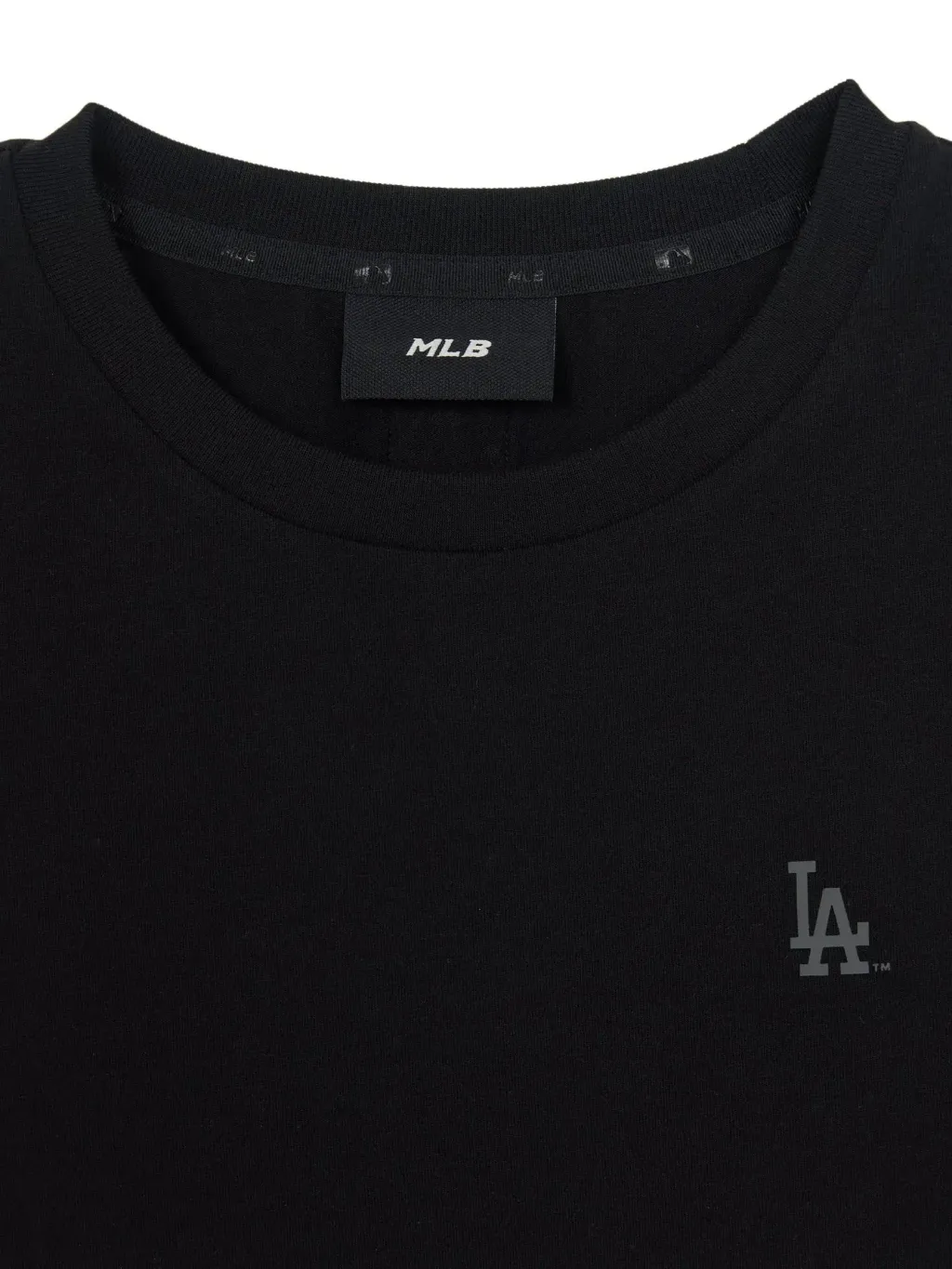 JuzBeauty_JuzBeautyMalaysia_JuzPretty_Authentic_Kbeauty_Malaysia_Skin_Care_Cosmetics_K-Beauty_Health_Care_korean_streetwear_US_Luxury_MLB Women's Basic Small Logo Slim Cropped Short Sleeve T-shirt Tee 3FTSB5163 女款上衣15