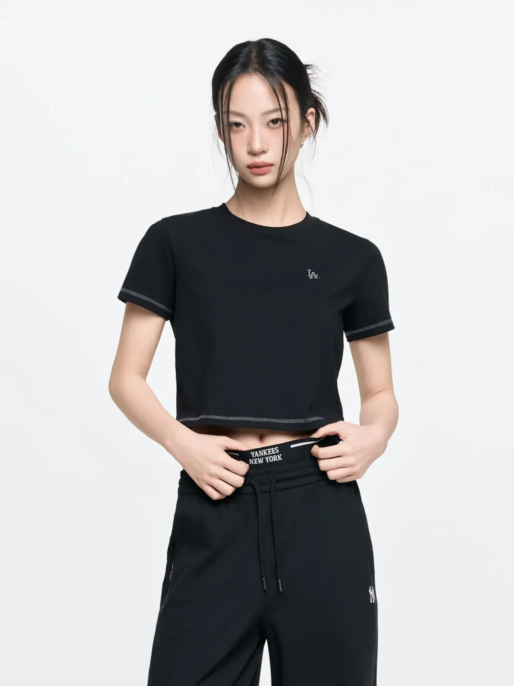 JuzBeauty_JuzBeautyMalaysia_JuzPretty_Authentic_Kbeauty_Malaysia_Skin_Care_Cosmetics_K-Beauty_Health_Care_korean_streetwear_US_Luxury_MLB Women's Basic Small Logo Slim Cropped Short Sleeve T-shirt Tee 3FTSB5163 女款上衣22