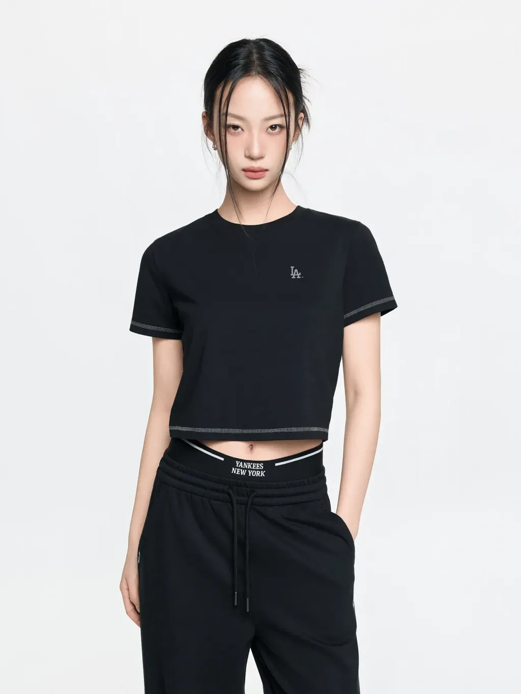 JuzBeauty_JuzBeautyMalaysia_JuzPretty_Authentic_Kbeauty_Malaysia_Skin_Care_Cosmetics_K-Beauty_Health_Care_korean_streetwear_US_Luxury_MLB Women's Basic Small Logo Slim Cropped Short Sleeve T-shirt Tee 3FTSB5163 女款上衣23