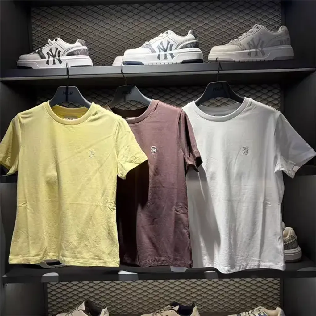 JuzBeauty_JuzBeautyMalaysia_JuzPretty_Authentic_Kbeauty_Malaysia_Skin_Care_Cosmetics_K-Beauty_Health_Care_korean_streetwear_US_Luxury_MLB Women's Basic Slim Fit Cleveland Guardians Short Sleeve T-shirt Tee 3FTSB5063 女款上衣34