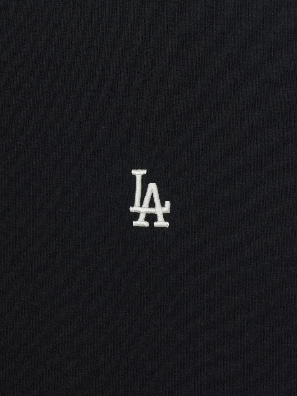 JuzBeauty_JuzBeautyMalaysia_JuzPretty_Authentic_Kbeauty_Malaysia_Skin_Care_Cosmetics_K-Beauty_Health_Care_korean_streetwear_US_Luxury_MLB Women's Basic Slim Fit Cleveland Guardians Short Sleeve T-shirt Tee 3FTSB5063 女款上衣2