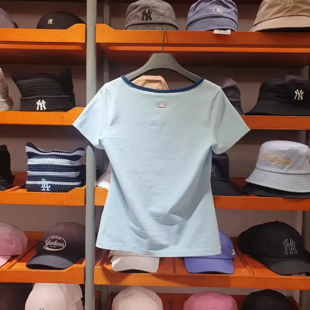 JuzBeauty_JuzBeautyMalaysia_JuzPretty_Authentic_Kbeauty_Malaysia_Skin_Care_Cosmetics_K-Beauty_Health_Care_korean_streetwear_US_Luxury_MLB Women's Basic Square Neck Slim Fit Short Sleeve T-shirt Tee 3FTSB7363 女款上衣31