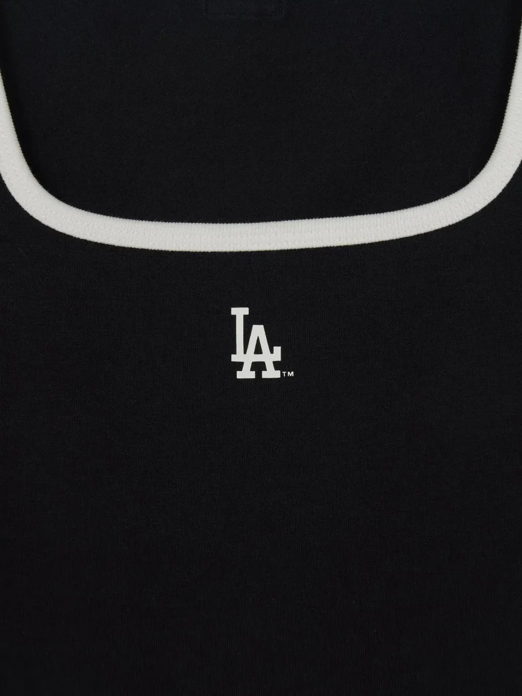 JuzBeauty_JuzBeautyMalaysia_JuzPretty_Authentic_Kbeauty_Malaysia_Skin_Care_Cosmetics_K-Beauty_Health_Care_korean_streetwear_US_Luxury_MLB Women's Basic Square Neck Slim Fit Short Sleeve T-shirt Tee 3FTSB7363 女款上衣12