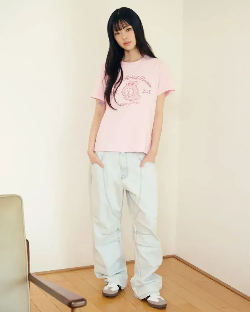 JuzBeauty_JuzBeautyMalaysia_JuzPretty_Authentic_Kbeauty_Malaysia_Skin_Care_Cosmetics_K-Beauty_Health_Care_korean_streetwear_US_Luxury_ADLV x LINE FRIENDS Woman Brown Line Friends Short Sleeve T-shirt Tee 女款上衣2