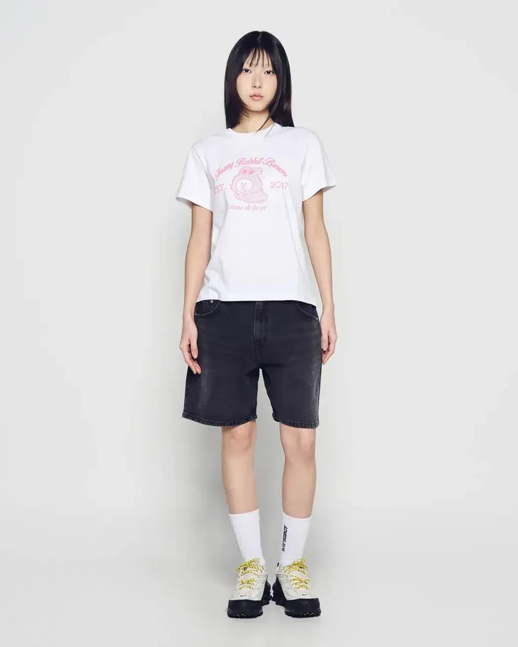 JuzBeauty_JuzBeautyMalaysia_JuzPretty_Authentic_Kbeauty_Malaysia_Skin_Care_Cosmetics_K-Beauty_Health_Care_korean_streetwear_US_Luxury_ADLV x LINE FRIENDS Woman Brown Line Friends Short Sleeve T-shirt Tee 女款上衣7