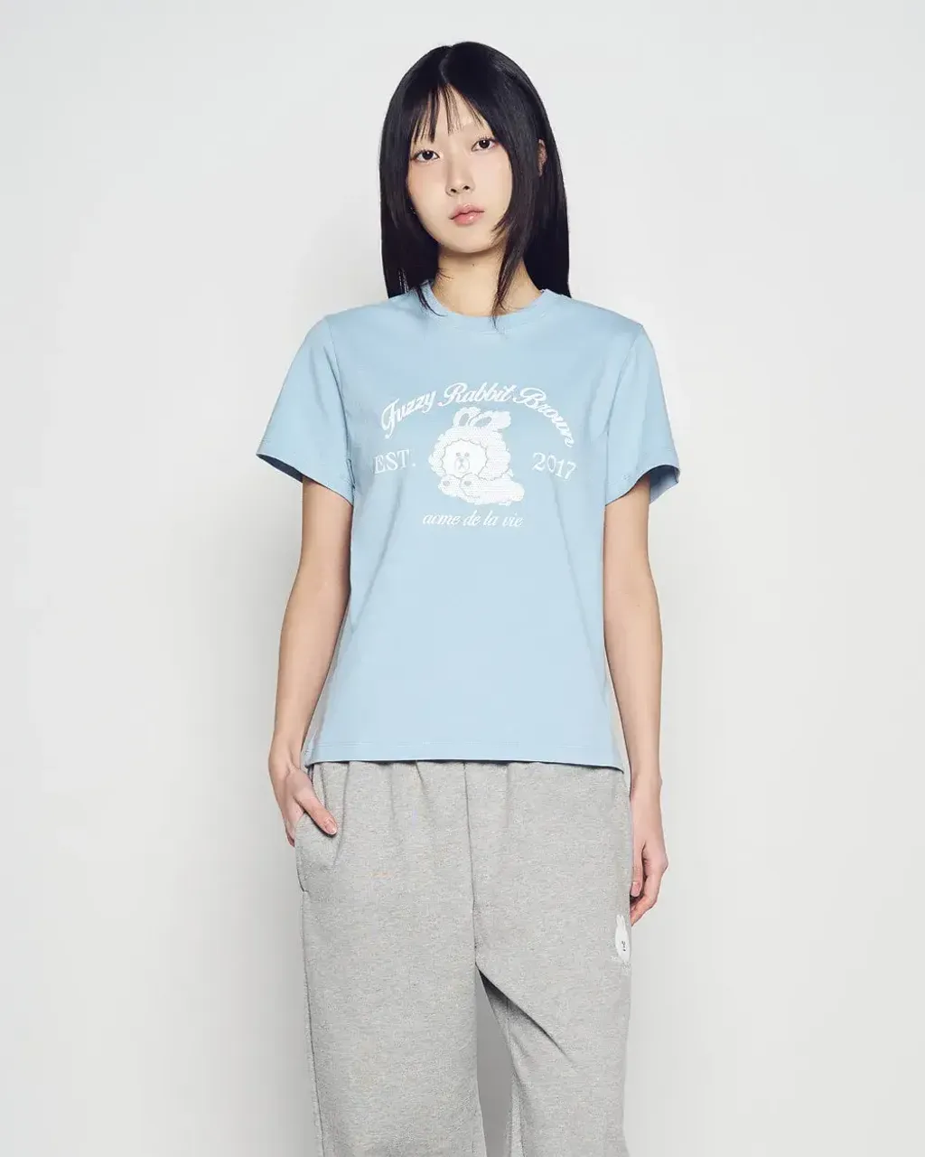 JuzBeauty_JuzBeautyMalaysia_JuzPretty_Authentic_Kbeauty_Malaysia_Skin_Care_Cosmetics_K-Beauty_Health_Care_korean_streetwear_US_Luxury_ADLV x LINE FRIENDS Woman Brown Line Friends Short Sleeve T-shirt Tee 女款上衣6