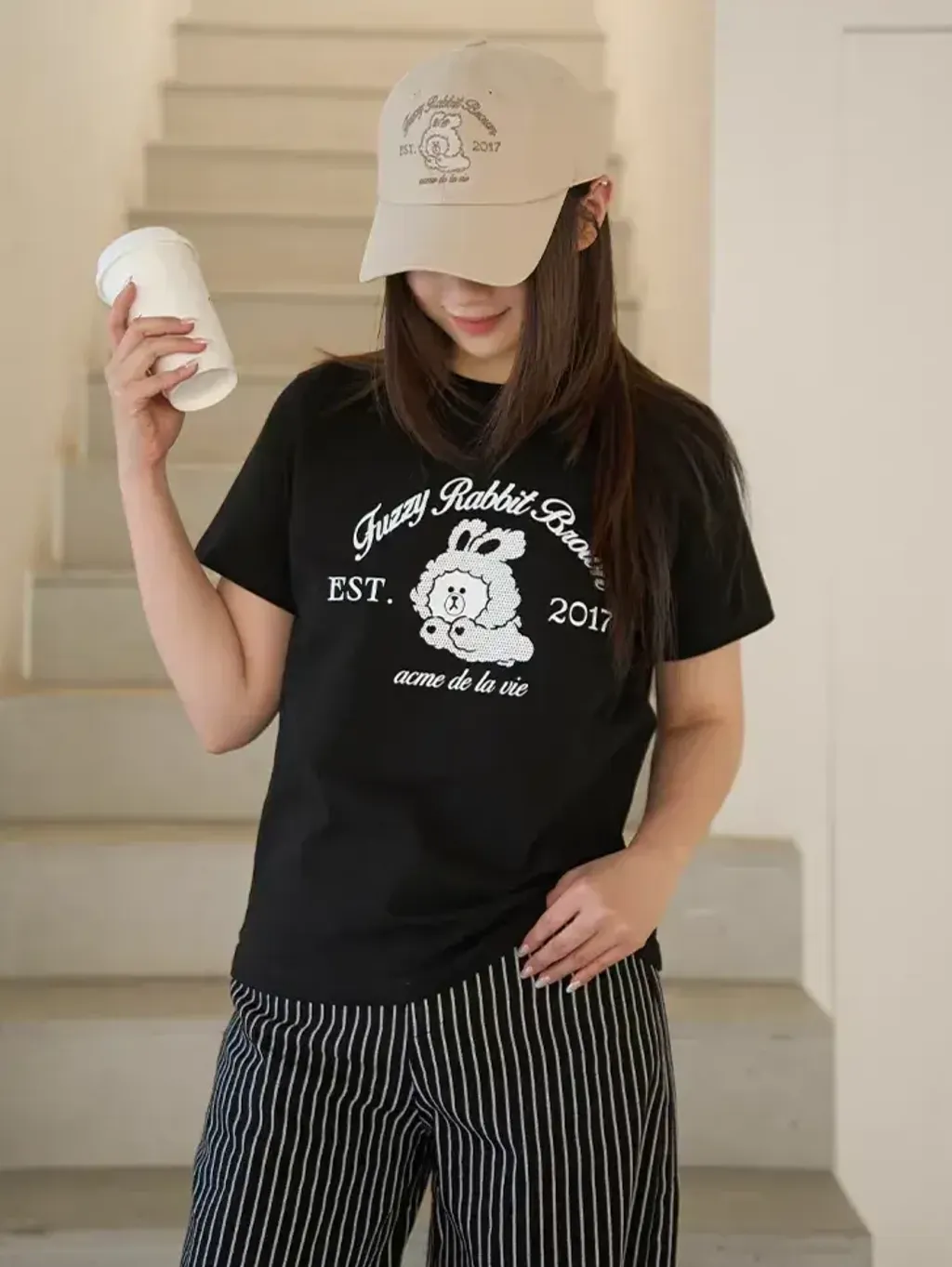 JuzBeauty_JuzBeautyMalaysia_JuzPretty_Authentic_Kbeauty_Malaysia_Skin_Care_Cosmetics_K-Beauty_Health_Care_korean_streetwear_US_Luxury_ADLV x LINE FRIENDS Woman Brown Line Friends Short Sleeve T-shirt Tee 女款上衣20