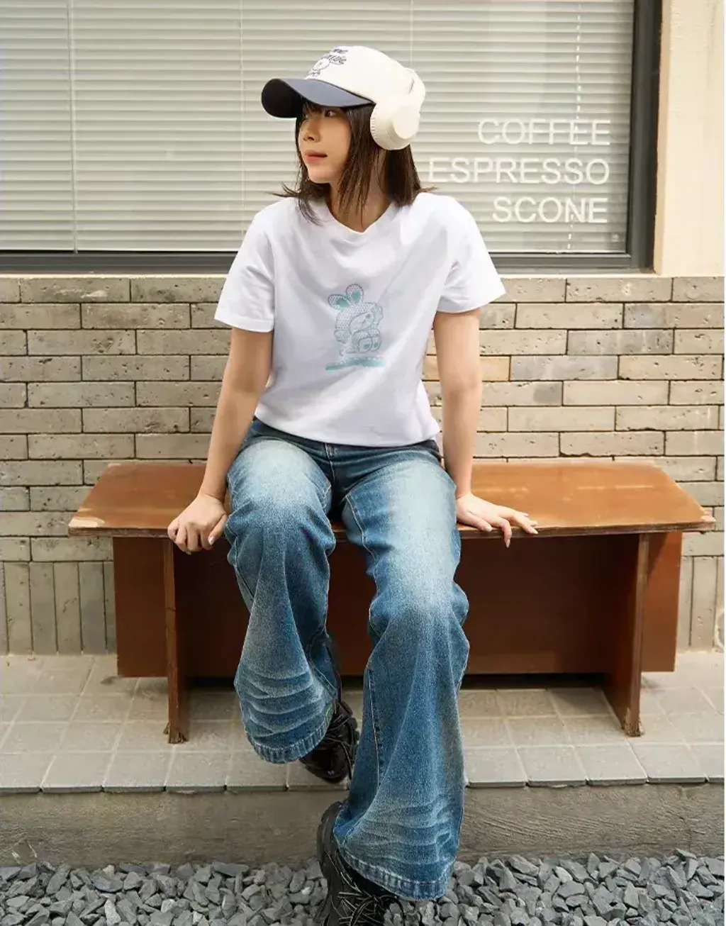 JuzBeauty_JuzBeautyMalaysia_JuzPretty_Authentic_Kbeauty_Malaysia_Skin_Care_Cosmetics_K-Beauty_Health_Care_korean_streetwear_US_Luxury_ADLV x LINE FRIENDS Woman Cony Line Friends Short Sleeve T-shirt Tee 女款上衣12