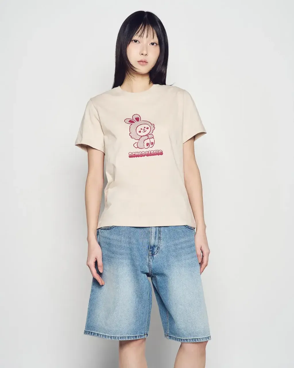 JuzBeauty_JuzBeautyMalaysia_JuzPretty_Authentic_Kbeauty_Malaysia_Skin_Care_Cosmetics_K-Beauty_Health_Care_korean_streetwear_US_Luxury_ADLV x LINE FRIENDS Woman Cony Line Friends Short Sleeve T-shirt Tee 女款上衣4